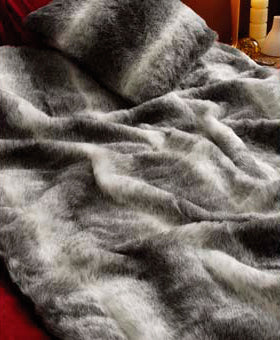 Grey Faux Fur Bedspread / Throw 250 x 225 cm