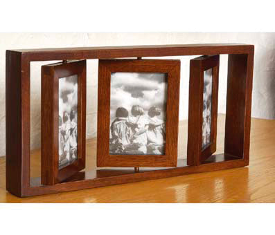 Mahogany Finish Rotating Photograph Frame
