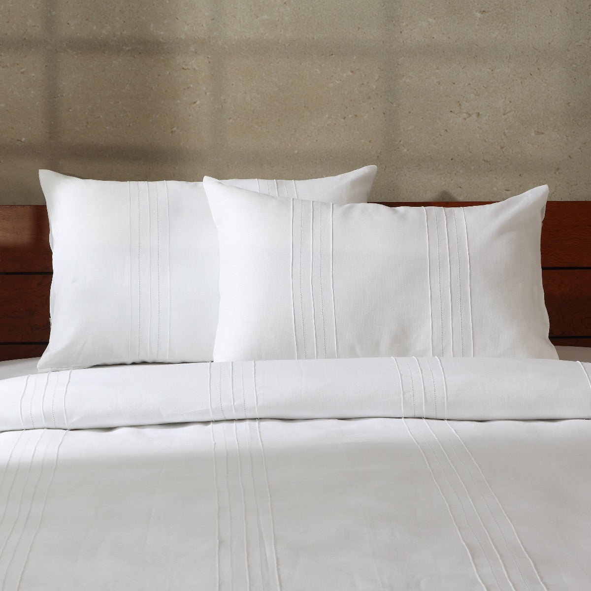 Whites of London | Heirloom Luxury Collection White Linen Bedding Set | 100% French Linen | Hand-Guided Pintucked & Hemstitched Detail | 1 Duvet Cover & 2 Pillowcases (King, White)